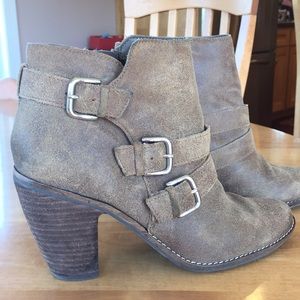 Dolce Vite size 8.5 booties